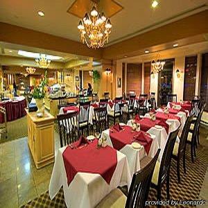 Grand Plaza Centre-ville Hotel 3*